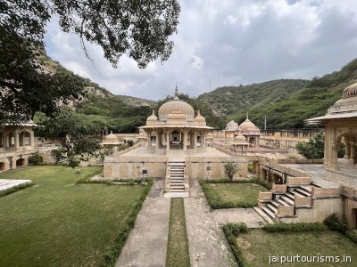 Royal Gaitor Ki Chhatriyan — Jaipur photo 3