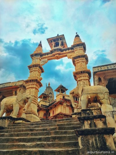 Shri Jagat Shiromani ji Temple ( Meera mandir )