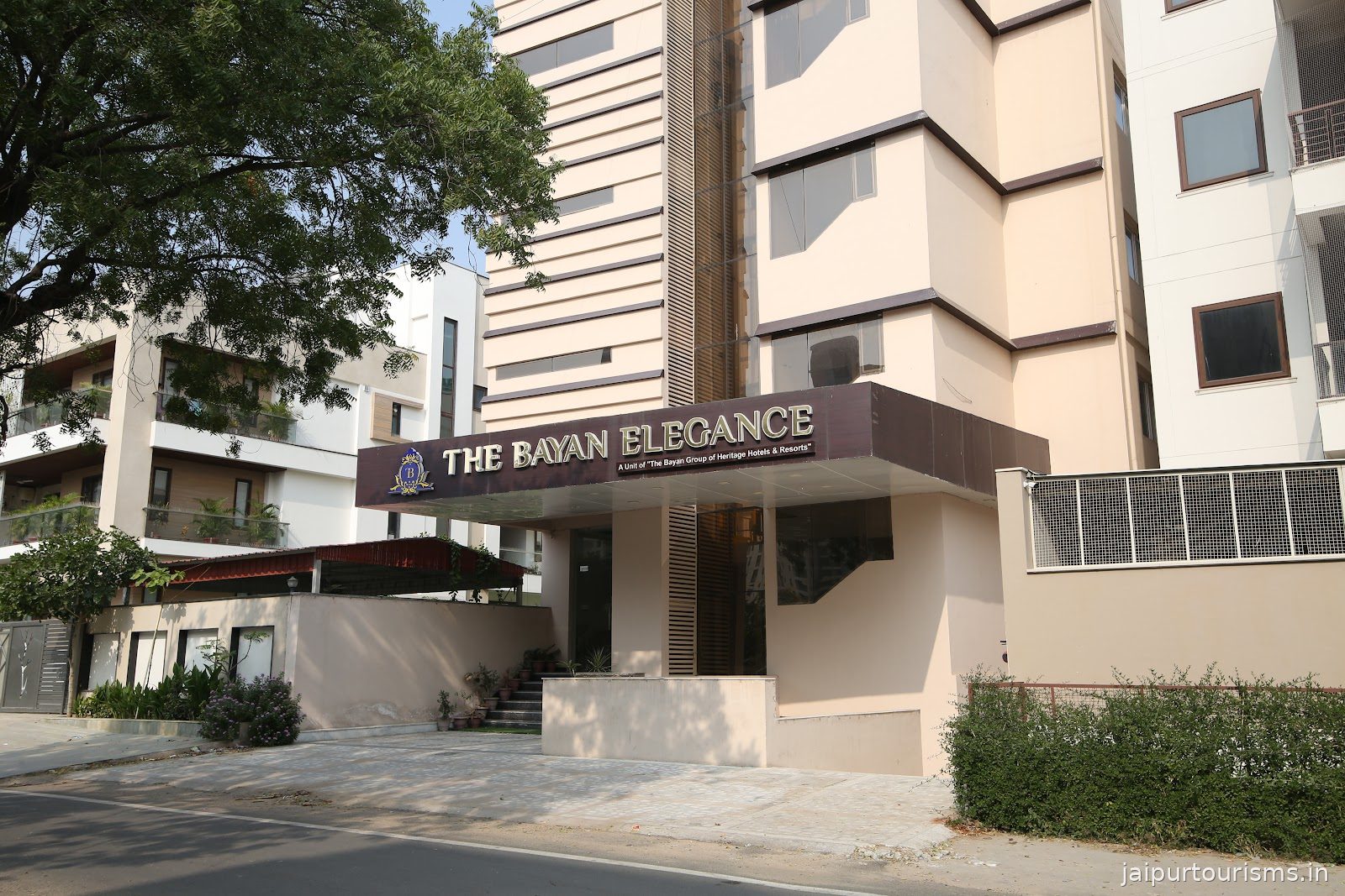 The Bayan Elegance