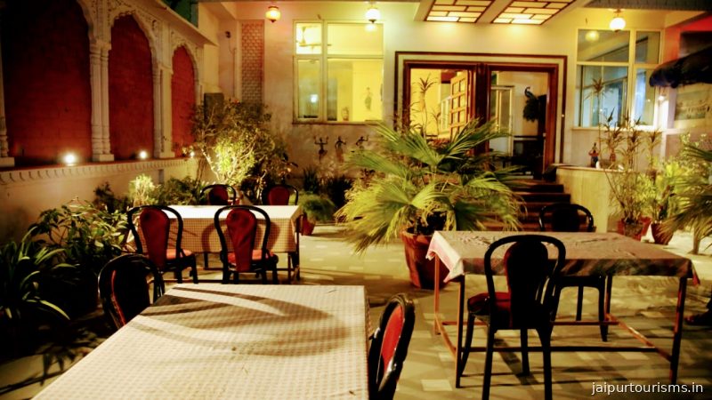 Chit Chat Restaurant Cafe — Jaipur
