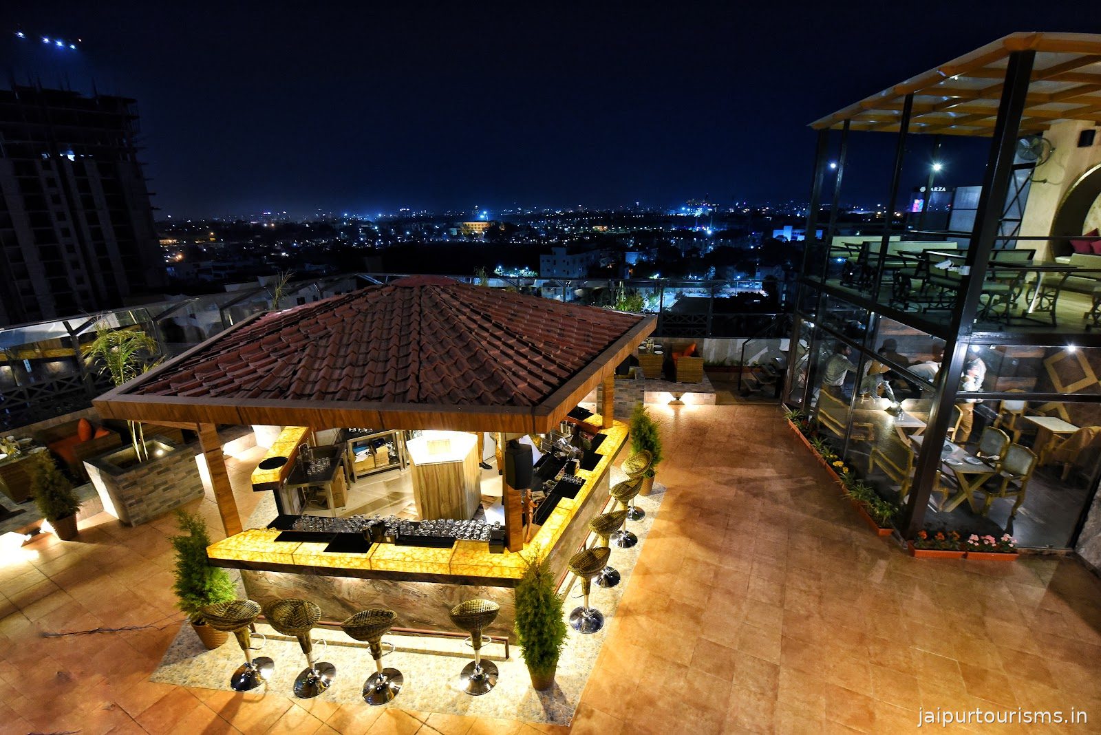 Zarza Club and Terrace Jaipur
