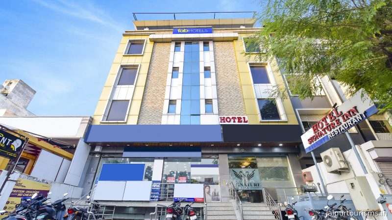 Fabhotel Signature Inn — Jaipur