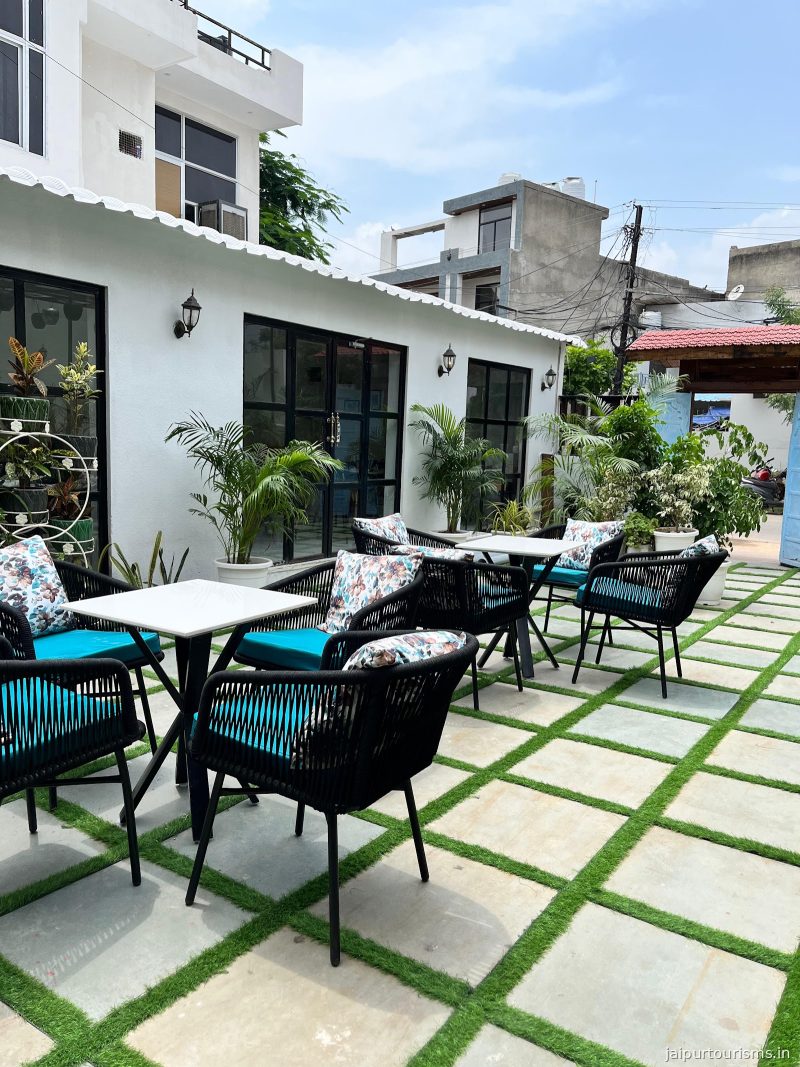 The Roots Cafe and Dine In — Jaipur