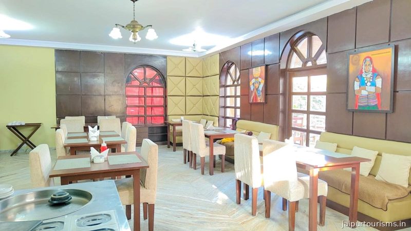Cafe & Cream — Jaipur