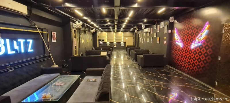 Blitzz Cafe & Lounge — Jaipur