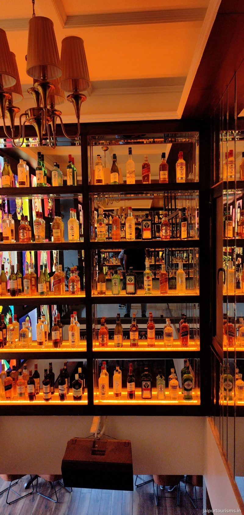 Reunion - Hookah Bar & Sheesha Cafe Jaipur — Jaipur